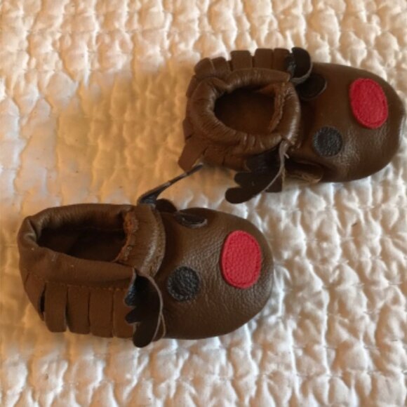 3/$20 NWT Baby Leather Fringe Moccasin Bootie - Picture 2 of 4